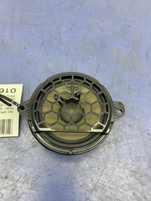 2019-2021 Audi Q8 Center Dashboard Audio Speaker - Front (Used OEM)