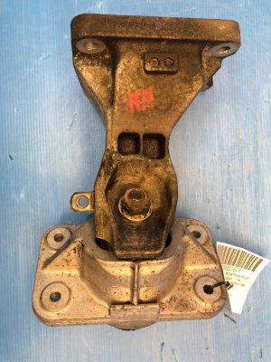 2014-2022 Land Rover Range Rover Sport Engine Mount Support Bracket - Right (Passenger) (Used OEM)