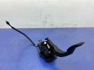 2017-2022 Ford F-550 Super Duty Power Adjustable Accelerator Pedal Assembly (Used OEM)