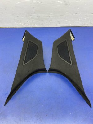 2017-2020 Maserati Levante Black D-Pillar Trim Cover Panel Set - Right (Passenger) (Used OEM)