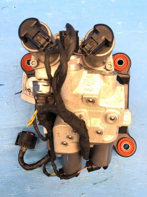 2012-2018 BMW 650i Dynamic Drive Active Suspension Hydraulic Pump Valve Block (Used OEM)