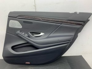 2014-2020 Mercedes-Benz S320 Black Rear Door Interior Trim Panel with Premium Audio and Sunshade - Front, Right (Passenger) (Used OEM)