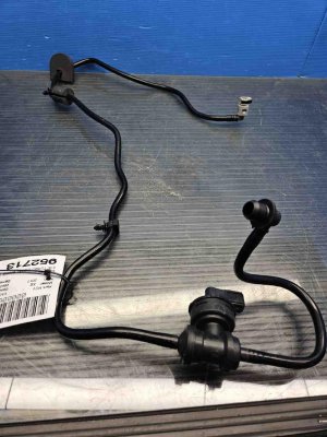 2017-2019 Jaguar XE Brake Vacuum Valve Hose Assembly (Used OEM)
