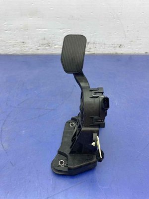 2015-2024 Ford F-150 Fixed Accelerator Pedal Assembly (Used OEM)