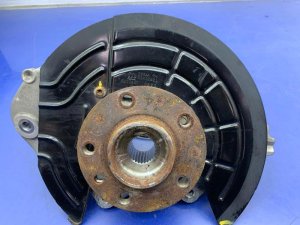 2014-2017 Maserati Quattroporte Knuckle Spindle Wheel Hub Assembly - Rear, Right (Passenger) (Used OEM)