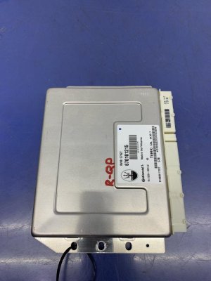 2017-2020 Maserati Levante Air Suspension Adaptive Control Module (Used OEM)