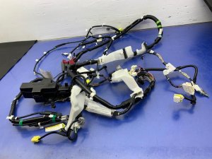 2021 Toyota Venza Cabin Floor Accessory Wiring Harness (Used OEM)