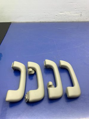 2021-2024 Kia Sorento Gray Interior Grab Bar Set (Used OEM)