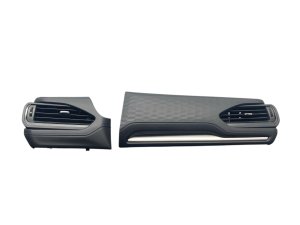 2025 Subaru Forester Dashboard Air Vent Set - Front (Used OEM)