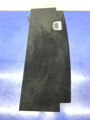 2012-2015 Mercedes-Benz ML350 Front Console with Dual Rear Display and Air Suspension Controls (Used OEM)