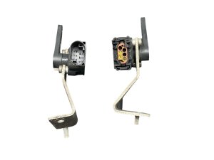 2018-2024 BMW X3 Suspension Headlight Height Level Sensor Set - Front (Used OEM)