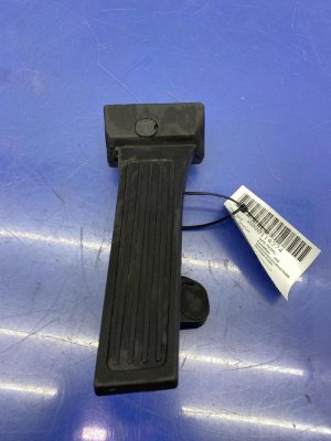 2020-2022 Kia Telluride Black Accelerator Pedal Assembly with Throttle Travel Sensor (Used OEM)
