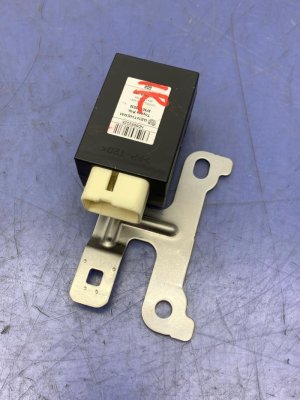 2013-2017 Lexus LS460 Seat Heater Control Module - Rear (Used OEM)