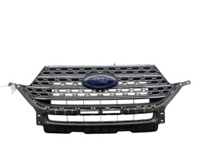 2020-2024 Ford Explorer Chrome Upper Radiator Grille Assembly with Camera - Front (Used OEM)