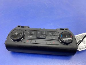 2021-2023 Ford Bronco Sport Black Automatic Temperature Control Module (Used OEM)