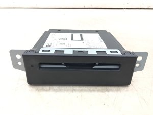 2015-2019 GMC Sierra 2500 HD AM-FM XM CD Player Audio Receiver (Used OEM)
