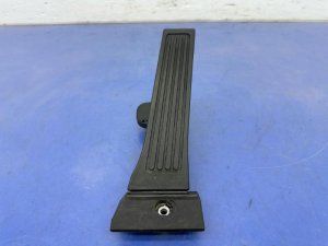 2022-2024 Hyundai Santa Cruz Accelerator Pedal Assembly with Throttle Travel Sensor (Used OEM)