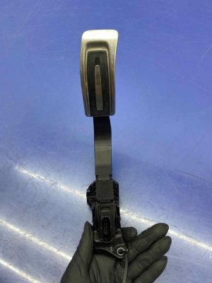 2016-2019 Audi Q7 Accelerator Pedal Assembly (Used OEM)