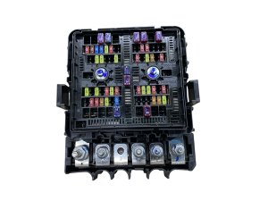 2026 Jeep Cherokee Engine Bay Power Distribution Fuse Block Box (Used OEM)