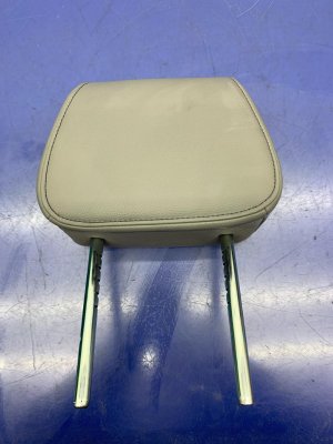 2021-2024 Honda Odyssey Gray Seat Leather Headrest - Front, Right (Passenger) (Used OEM)