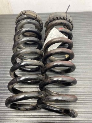 2014-2024 Maserati Ghibli Coil Spring Set - Rear (Used OEM)