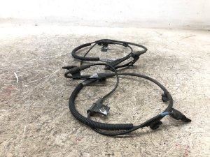 2021-2025 Kia Seltos ABS Wheel Speed Sensor Set - Front (Used OEM)