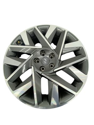 2021-2023 Hyundai Santa Fe Silver 20x8.5 7 Y-Spoke Machined Charcoal Alloy Wheel (Used OEM)