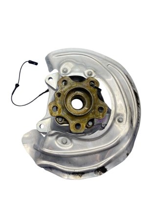 2019-2024 BMW X4 Steering Knuckle and Hub Assembly - Front, Right (Passenger) (Used OEM)