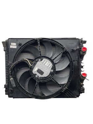 2017-2023 Maserati Ghibli Radiator and A/C Condenser Cooling Fan Assembly (Used OEM)