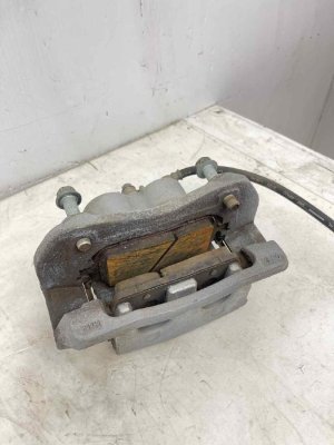 2020-2025 Kia Telluride Disc Brake Caliper with Bracket - Front, Right (Passenger) (Used OEM)