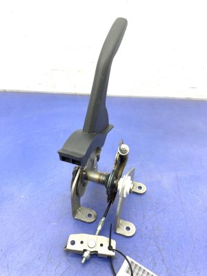 2018-2021 Hyundai Kona Emergency Parking Hand Brake (Used OEM)