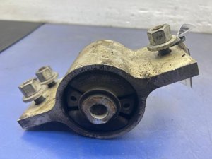 2017-2022 Ford F-550 Super Duty Engine Support Insulator Engine Mount (Used OEM)