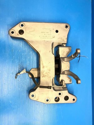 2018-2023 BMW M550i xDrive Transmission Mount with Bracket (Used OEM)