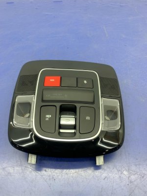 2022-2024 Hyundai Santa Cruz Black Overhead Console Dome Light Assembly with Sunroof Switch - Front (Used OEM)