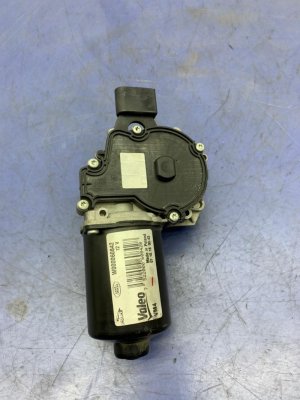2017 Jaguar XE Windshield Wiper Motor and Transmission Assembly - Front (Used OEM)