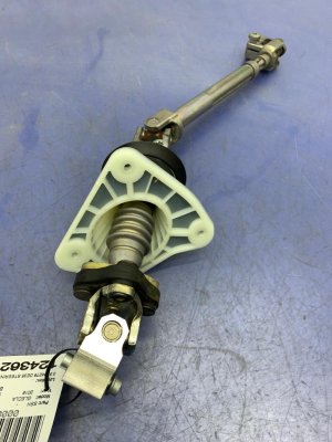 2012-2015 Mercedes-Benz ML350 Lower Intermediate Steering Shaft with Boot (Used OEM)