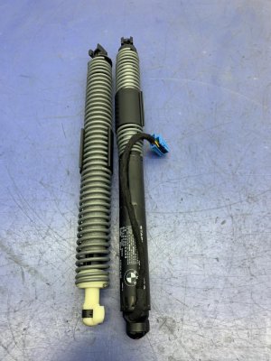 2017-2023 BMW M550i xDrive Power Trunk Lid Pull Down Motor Set - Rear (Used OEM)