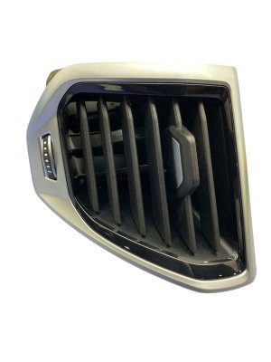 2019-2026 BMW M8 Dashboard Air Vent Grille - Front (Used OEM)