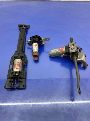 2011-2016 BMW 528i Seat Tilt and Slide Motor Set - Front (Used OEM)