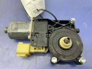2017-2022 Ford F-550 Super Duty Window Lift Motor - Front, Left (Driver) (Used OEM)