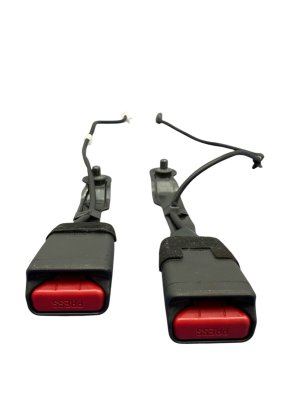 2025-2026 Mazda CX-70 Seat Belt Buckle Pair - Front (Used OEM)