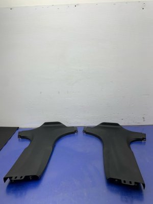 2018-2023 BMW 528i Lower B-Pillar Trim Cover Panel Set (Used OEM)