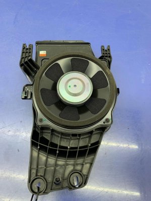 2020-2025 Hyundai Palisade Audio Subwoofer Speaker - Rear (Used OEM)
