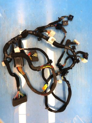 2015-2016 Hyundai Genesis Seat Wiring Harness - Front, Left (Driver) (Used OEM)