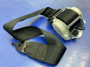 2018-2021 Lincoln Navigator Ebony (Black) 2nd Row Seat Belt Assembly - Rear, Right (Passenger) (Used OEM)