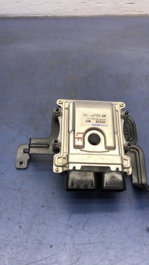 2018-2020 Genesis G80 Transmission Control Module - Left (Driver) (Used OEM)
