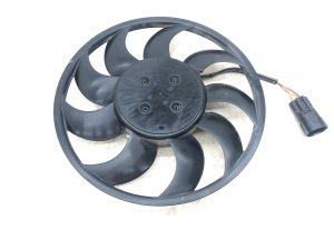 2021-2024 Volvo XC40 Electric Cooling Fan Motor Assembly - Front, Left (Driver) (Used OEM)