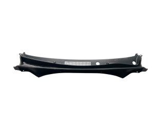 2024-2026 Kia Sorento Windshield Cowl Vent Panel - Front (Used OEM)