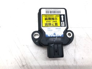 2011-2013 INFINITI QX56 Yaw Rate and G-Gravity Sensor Control Module (Used OEM)