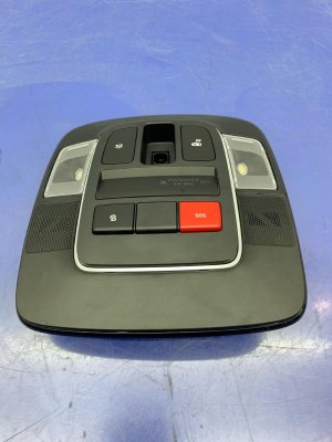 2022-2024 Hyundai Santa Cruz Black Roof Overhead Console Dome Light Assembly - Front (Used OEM)
